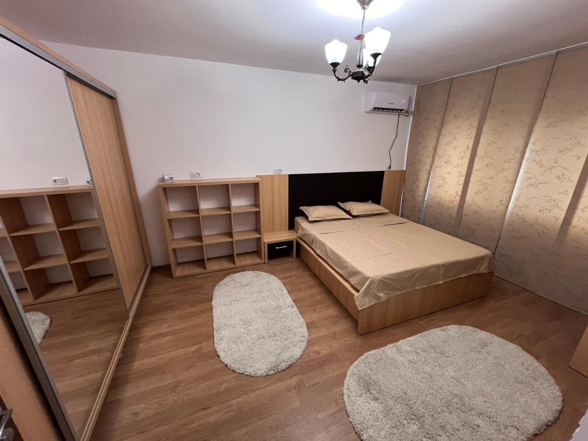 Mnm Mitropolie Apartment Iasi Exterior photo